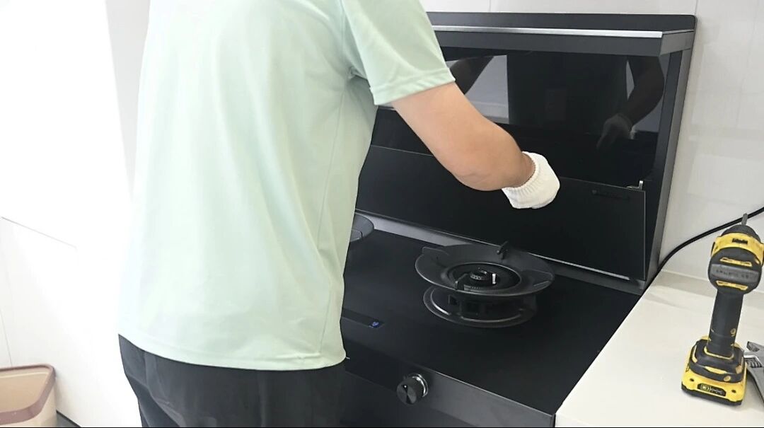 冠军家的新厨房-席岳峰丨板川以冠军级服务重塑厨房新体验